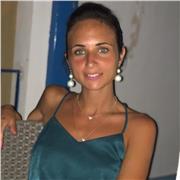 Avvocato con diploma di specializzazione per le professioni legali, impartisce lezioni private in materia di diritto